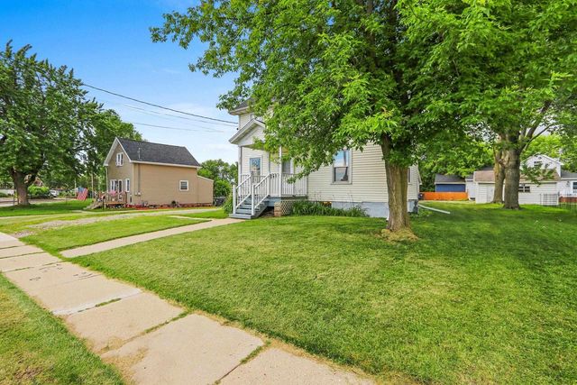 210 RIVER STREET, Neenah, WI 54956