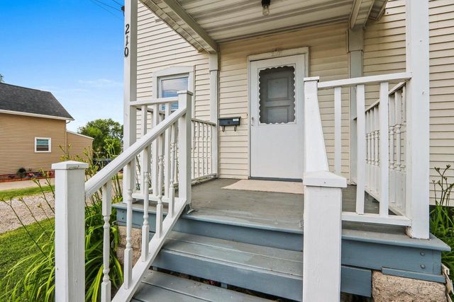 210 RIVER STREET, Neenah, WI 54956