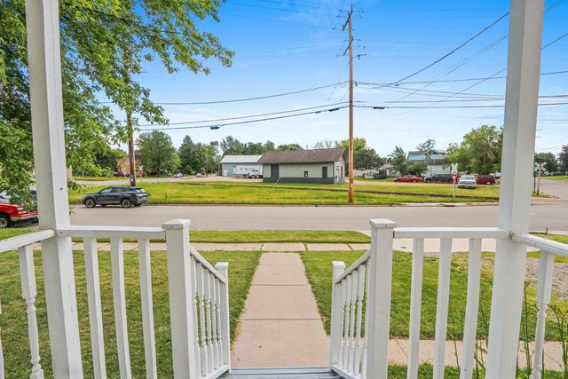 210 RIVER STREET, Neenah, WI 54956