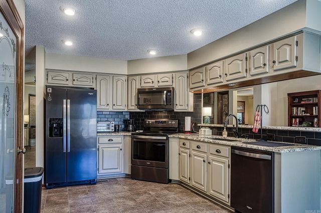 1 Las Navas Lane, Hot Springs Village, AR 71909