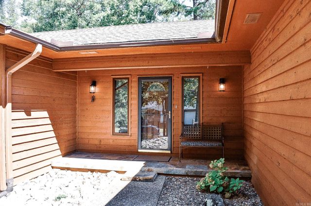 1 Las Navas Lane, Hot Springs Village, AR 71909