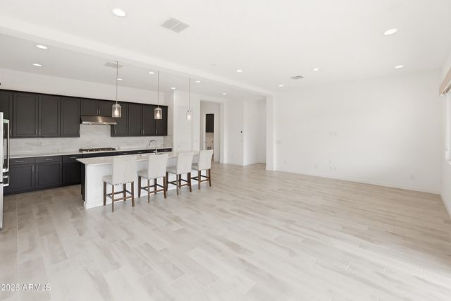 24711 N 174TH Lane, Surprise, AZ 85387