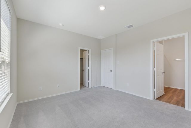 281 Bridge Deck LOOP, Kyle, TX 78640