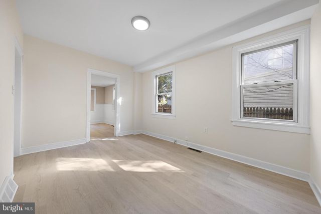 65 MARY ST, Bordentown, NJ 08505