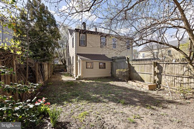 65 MARY ST, Bordentown, NJ 08505