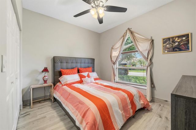 3198 SE Carrick Green Court, Port St. Lucie, FL 34952
