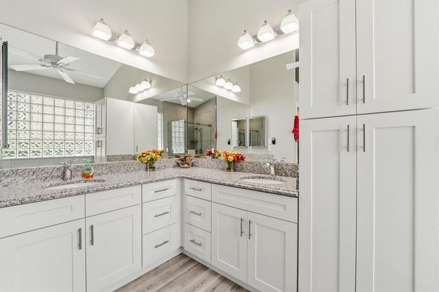 3198 SE Carrick Green Court, Port St. Lucie, FL 34952