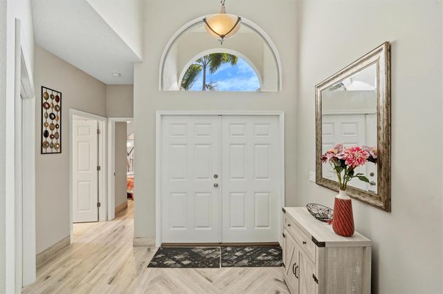 3198 SE Carrick Green Court, Port St. Lucie, FL 34952