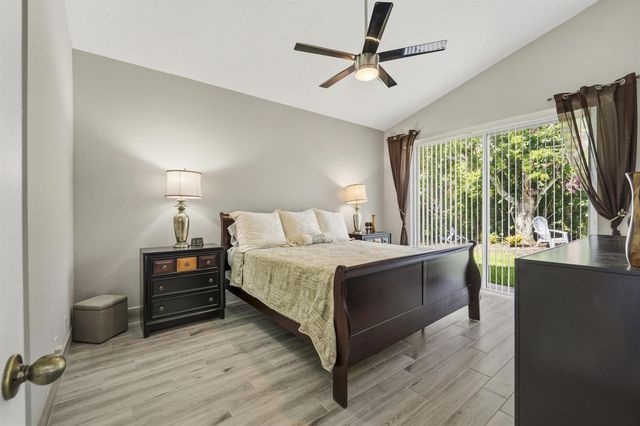 3198 SE Carrick Green Court, Port St. Lucie, FL 34952
