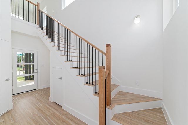 2107 Holman Street, Houston, TX 77004