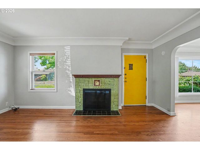 175 ST MARYS Ave, Mt Angel, OR 97362