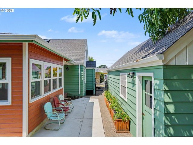 175 ST MARYS Ave, Mt Angel, OR 97362