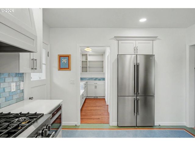 175 ST MARYS Ave, Mt Angel, OR 97362