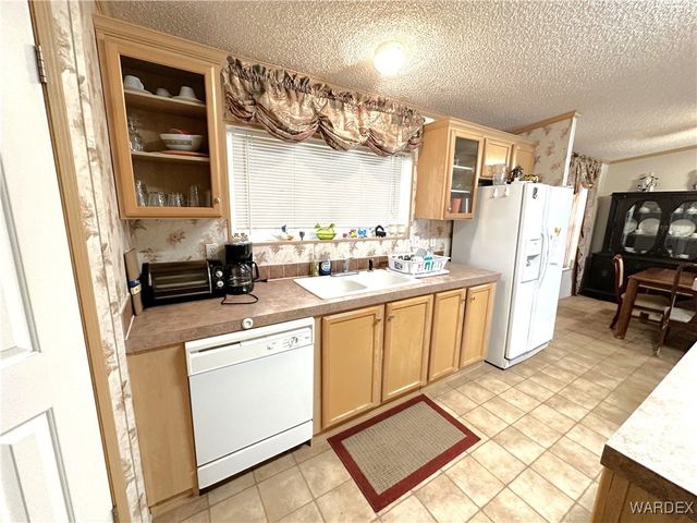 2577 Camino Del Rio, Bullhead City, AZ 86442