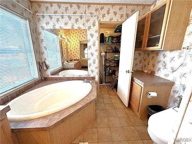 2577 Camino Del Rio, Bullhead City, AZ 86442