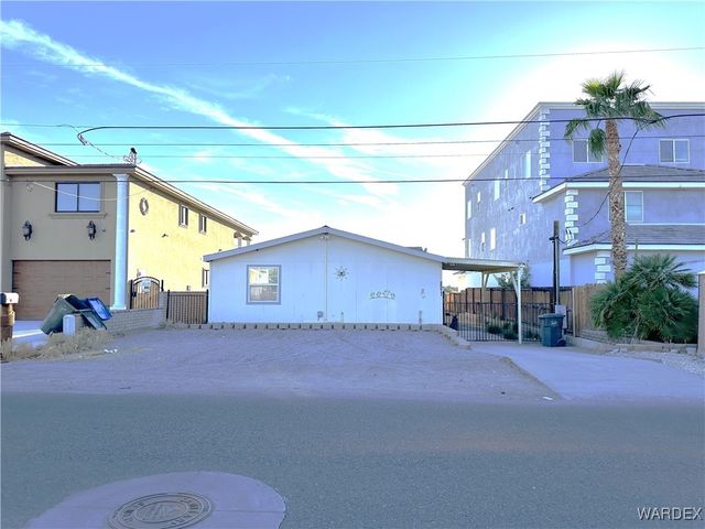 2577 Camino Del Rio, Bullhead City, AZ 86442
