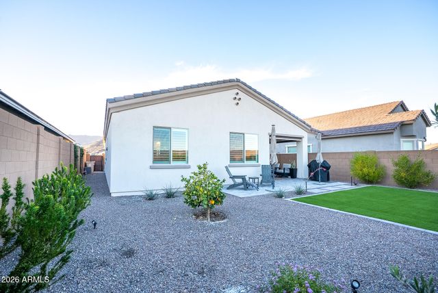 5693 N 206TH Lane, Buckeye, AZ 85396