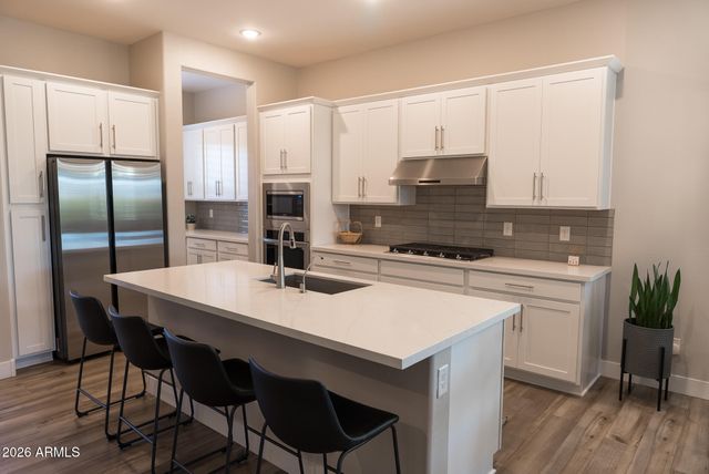 5693 N 206TH Lane, Buckeye, AZ 85396