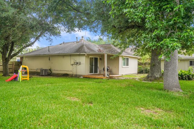 24826 Broad Pine Drive, Huffman, TX 77336