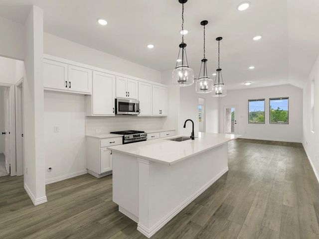 5941 Laurel Lake Lane, Pilot Point, TX 76258