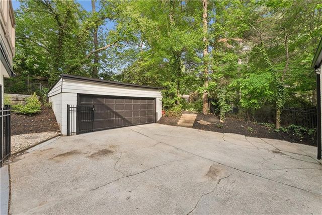1637 Lenox Road NE, Atlanta, GA 30306