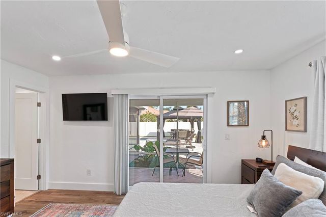 543 107th AVE N, Naples, FL 34108