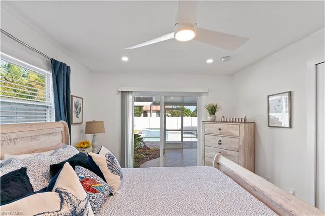 543 107th AVE N, Naples, FL 34108