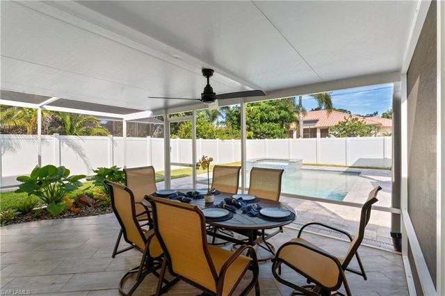 543 107th AVE N, Naples, FL 34108
