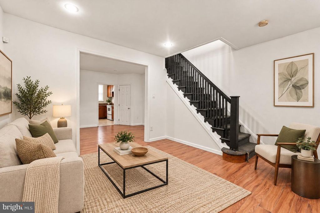 4027 MAYWOOD ST, PHILADELPHIA, PA 19124 — photo 2