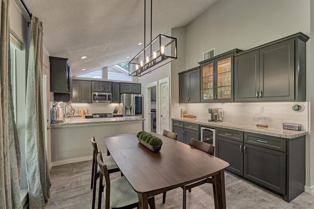 30 E Lance Leaf Road, The Woodlands, TX 77381