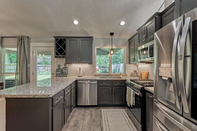 30 E Lance Leaf Road, The Woodlands, TX 77381