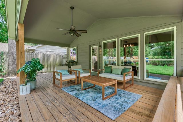 30 E Lance Leaf Road, The Woodlands, TX 77381