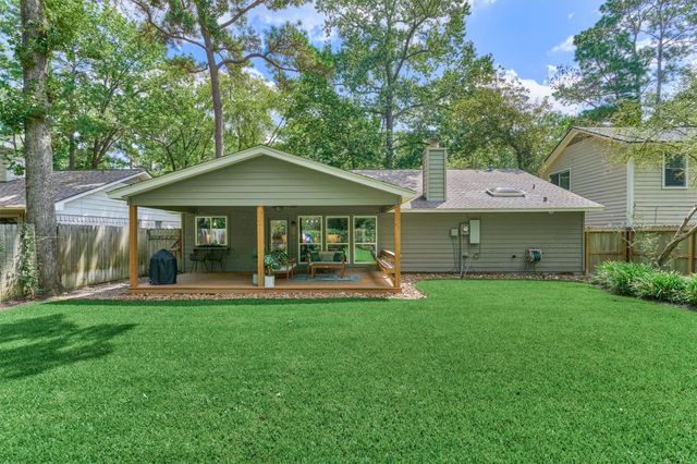 30 E Lance Leaf Road, The Woodlands, TX 77381
