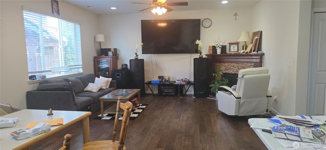 3236 S 282nd Street, Auburn, WA 98001