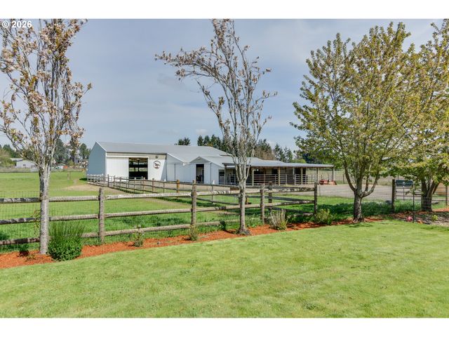 28015 CROSSLEY Ln, Eugene, OR 97402