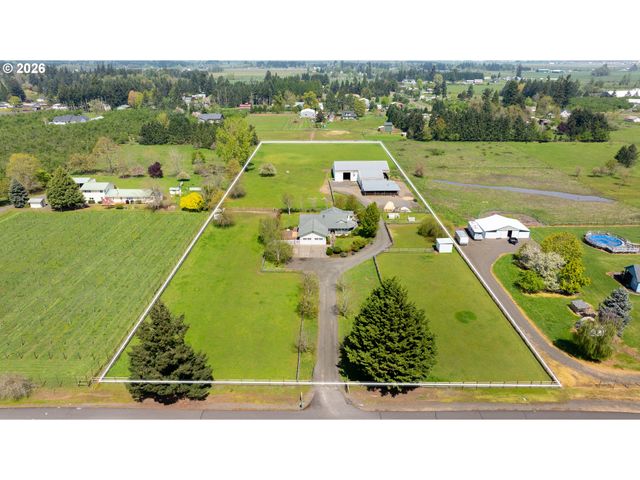 28015 CROSSLEY Ln, Eugene, OR 97402