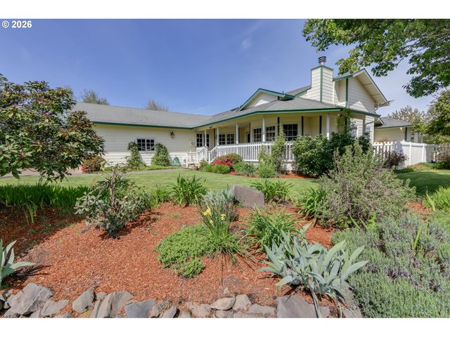 28015 CROSSLEY Ln, Eugene, OR 97402