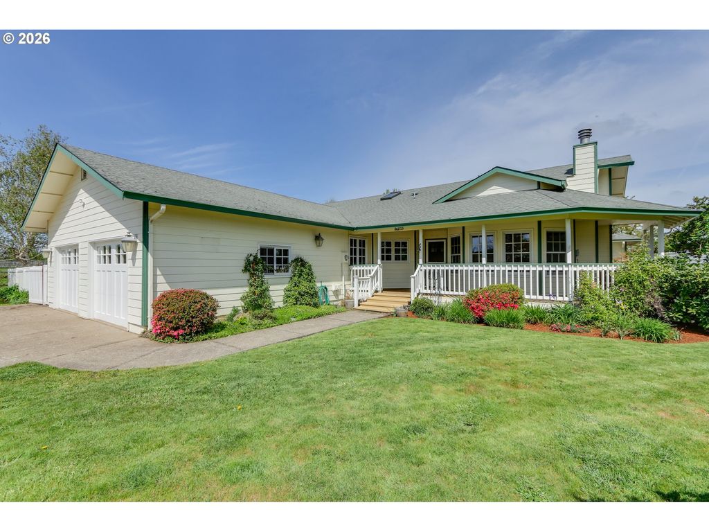 28015 CROSSLEY Ln, Eugene, OR 97402