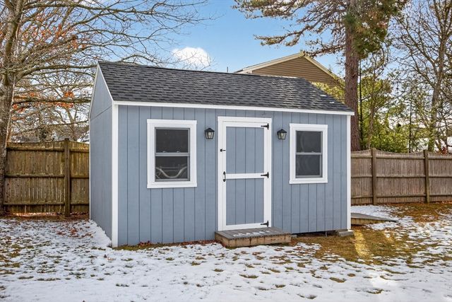 8 Buckley Road, Dennis, MA 02670