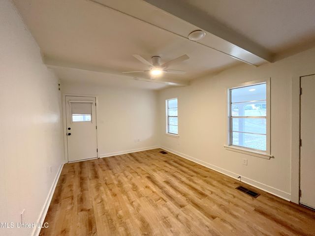 204 Charline Drive, Pearl, MS 39208