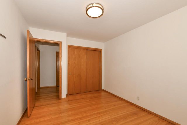 5152 Maplewood DRIVE, Greendale, WI 53129
