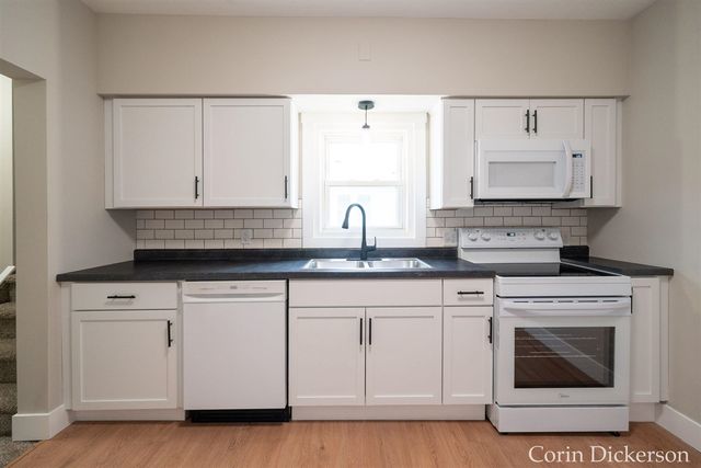 501 Oak Avenue, Muskegon, MI 49442