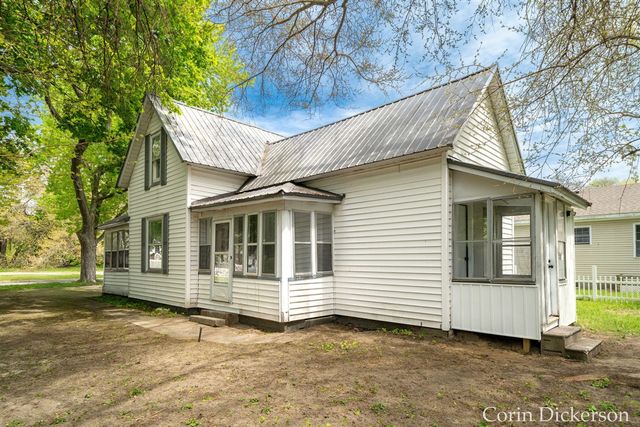 501 Oak Avenue, Muskegon, MI 49442