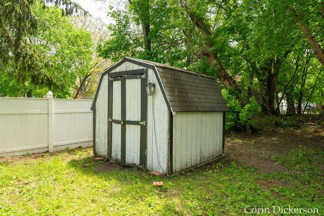 501 Oak Avenue, Muskegon, MI 49442