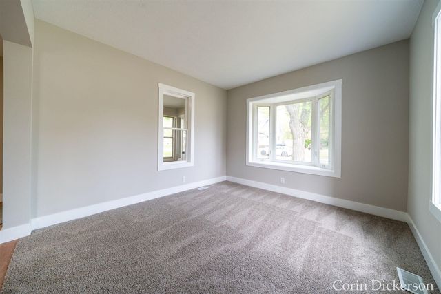 501 Oak Avenue, Muskegon, MI 49442