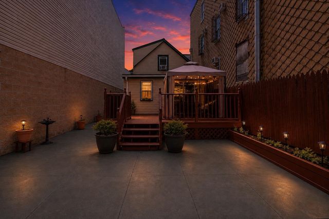 134 36TH ST, Union City, NJ 07087