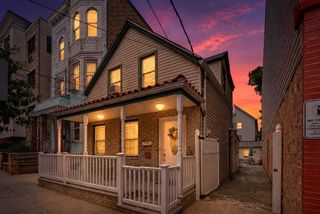 134 36TH ST, Union City, NJ 07087
