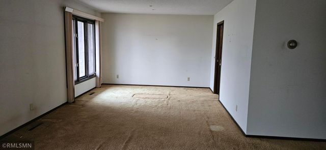 7607 Harold Avenue, Golden Valley, MN 55427