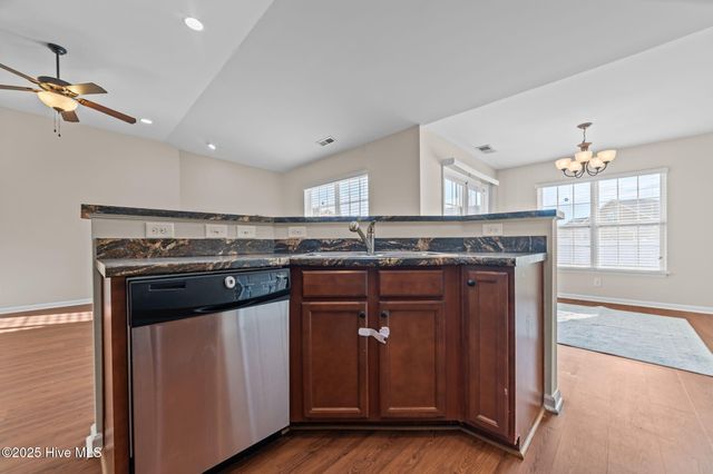 3661 Thornbrook Drive, Greenville, NC 27834