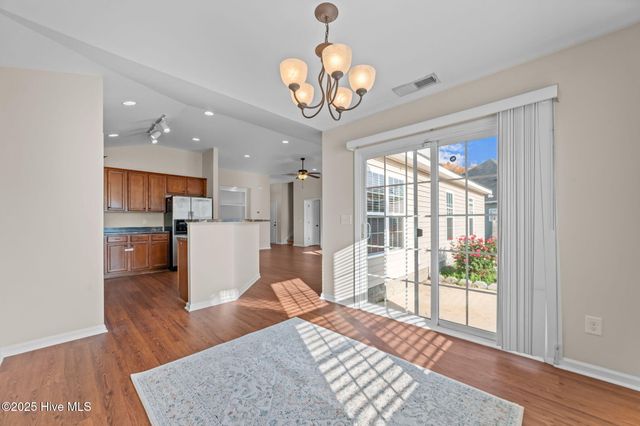 3661 Thornbrook Drive, Greenville, NC 27834